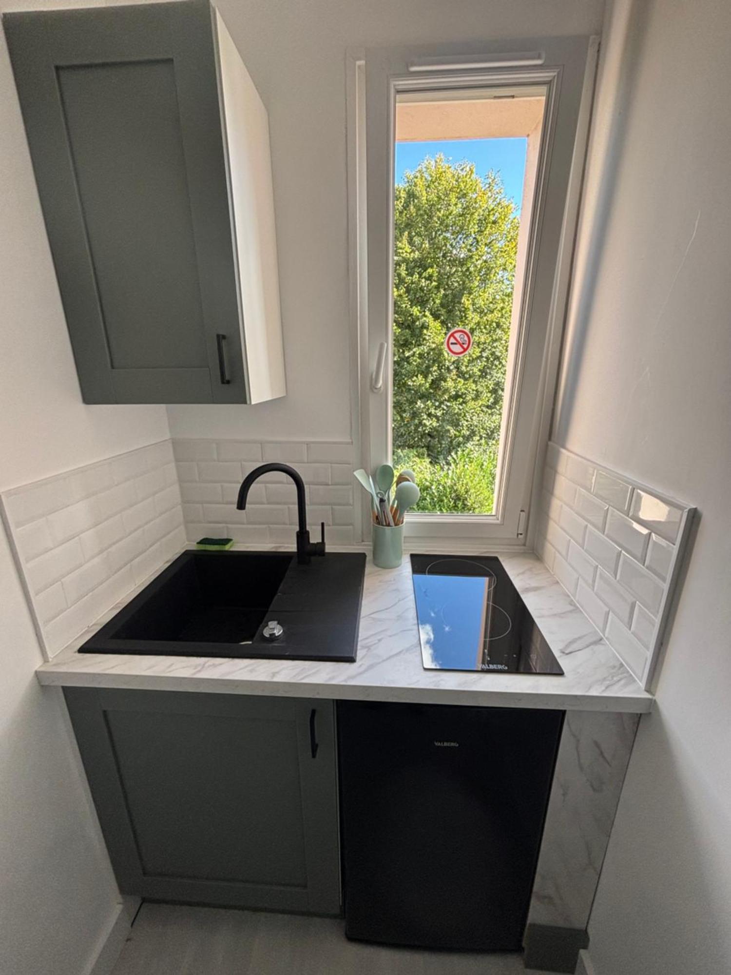 Appartement Bienvenue Chez Vous à Valognes Extérieur photo